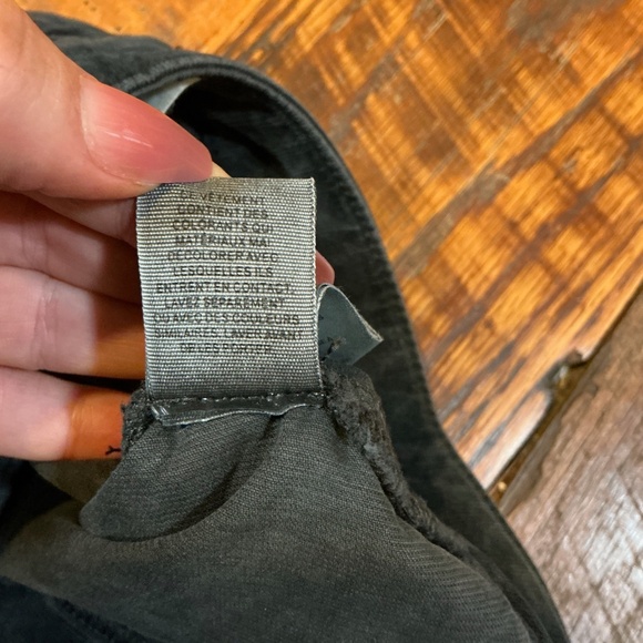 We The Free “Twirl On” Mid-Rise Crop Flare Jeans Black Corduroy Size 25 - Picture 14 of 14